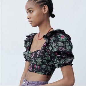 ZARA FLORAL CROP TOP